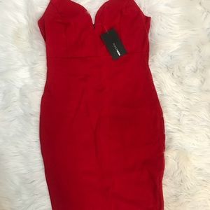 Fashion Nova - Susana Midi Dress